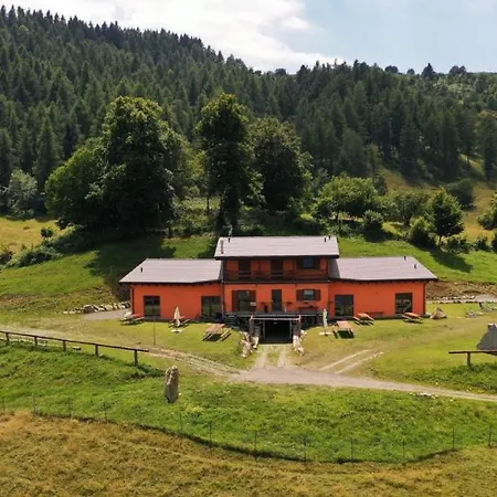 Bave Farm stay