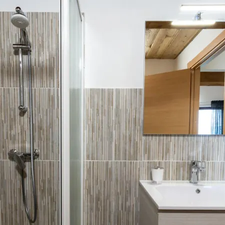 Bave Farm stay Pellio Inferiore